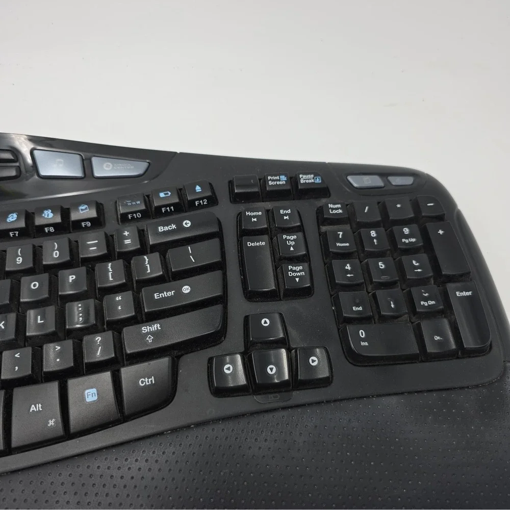Logitech MK550 Comfort Wave Wireless Keyboard,Mouse,& Mini Receiver No Dongle